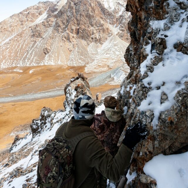 What-Does-It-Cost-to-Film-a-Hunt-in-New-Zealand-Hunting-Videographer-Hunt-Film-Packages